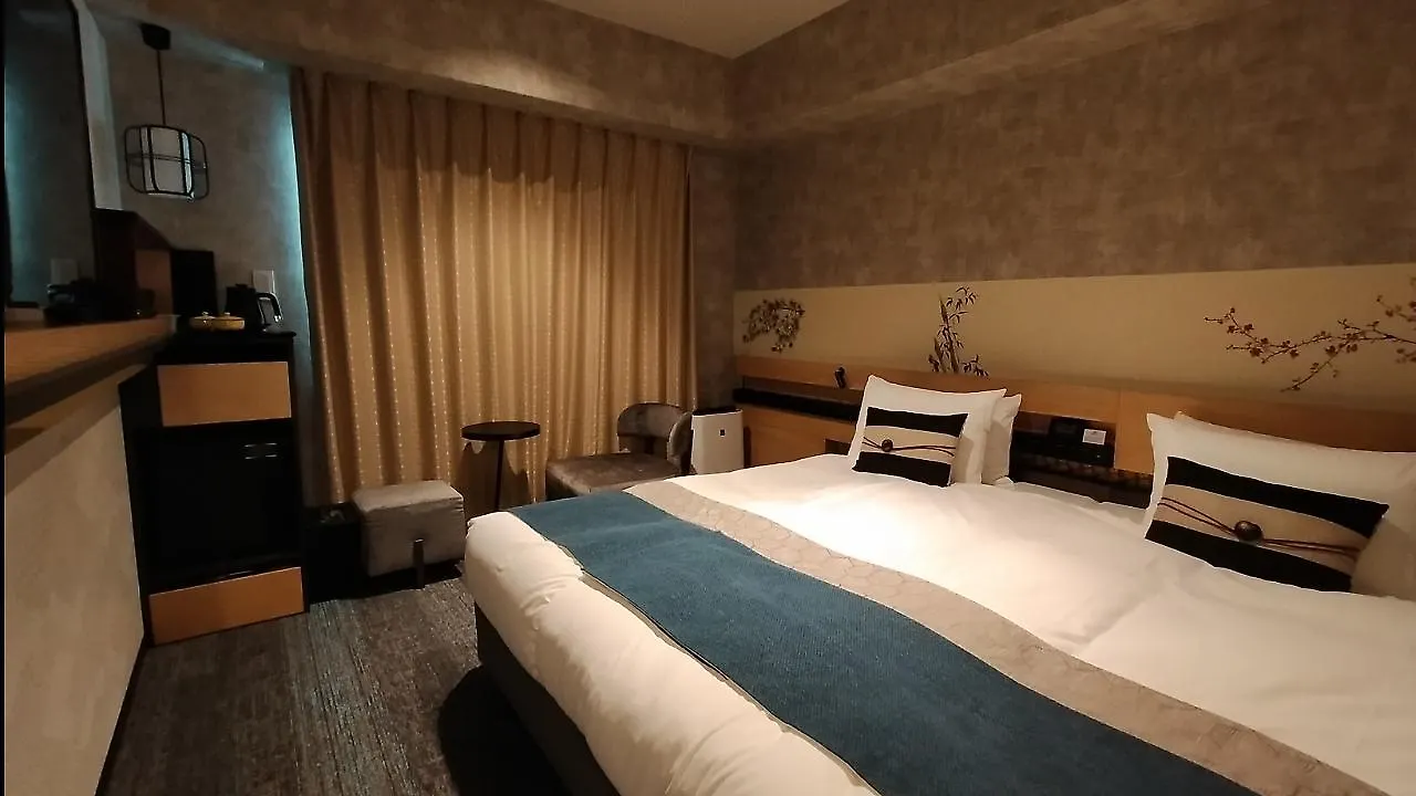 فندق شيتسوتيتسو بريزيو كيوتو كاراسومويك